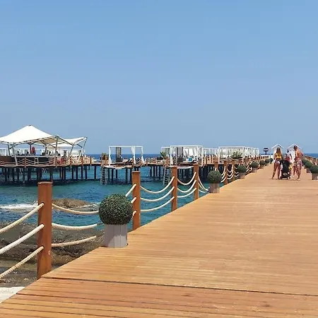 Mountain & Seaview Penthouse In A Village2