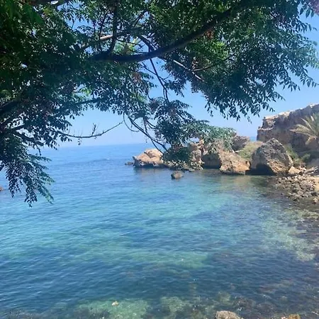 Mountain & Seaview Penthouse In A Village2 Apartament *