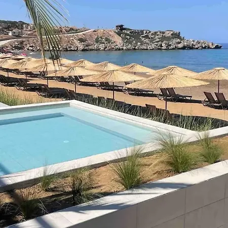 Mountain & Seaview Penthouse In A Village2 *