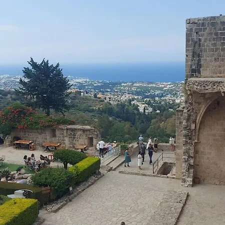 Apartament Mountain & Seaview Penthouse In A Village2 *