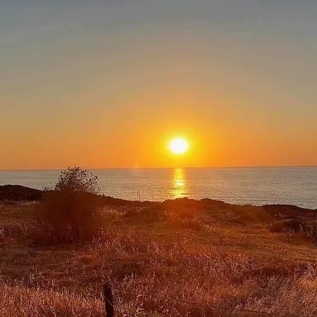 Mountain & Seaview Penthouse In A Village2 *